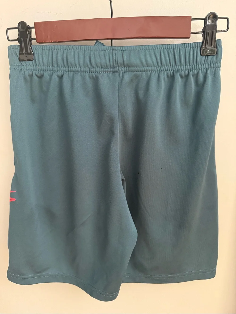 Nike boys Teal Athletic Shorts with coral Swoosh size  medium